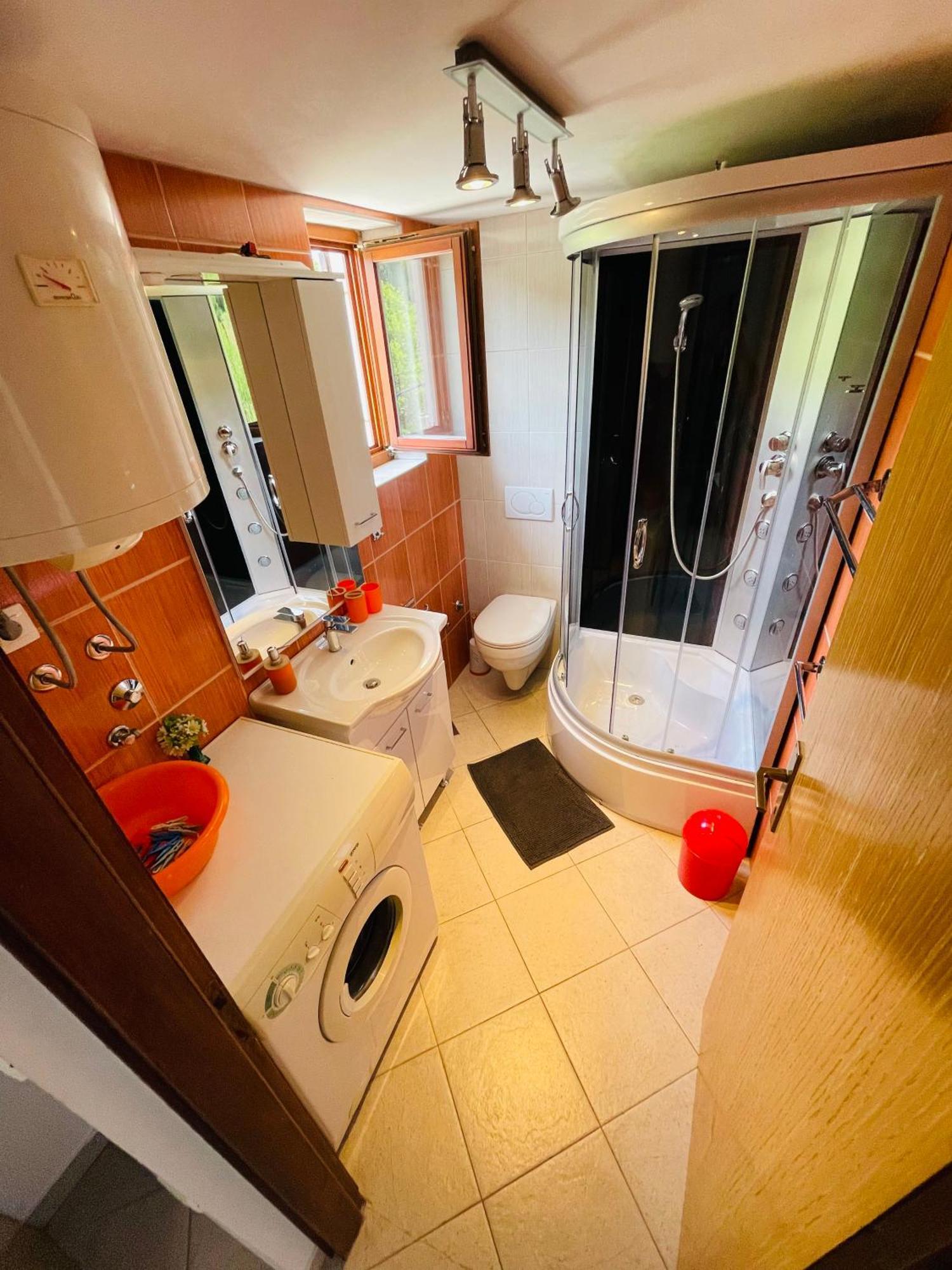 Apartments Kordic Vis Zewnętrze zdjęcie