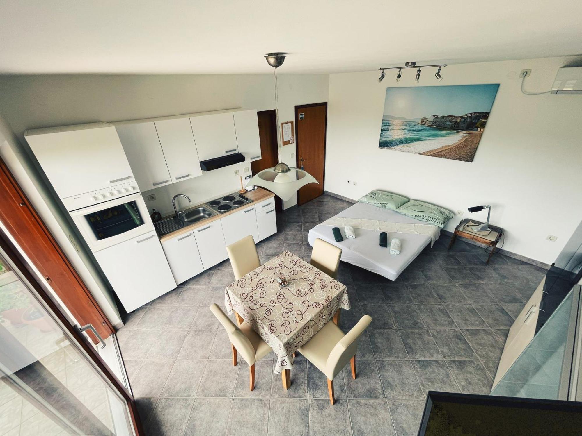 Apartments Kordic Vis Zewnętrze zdjęcie