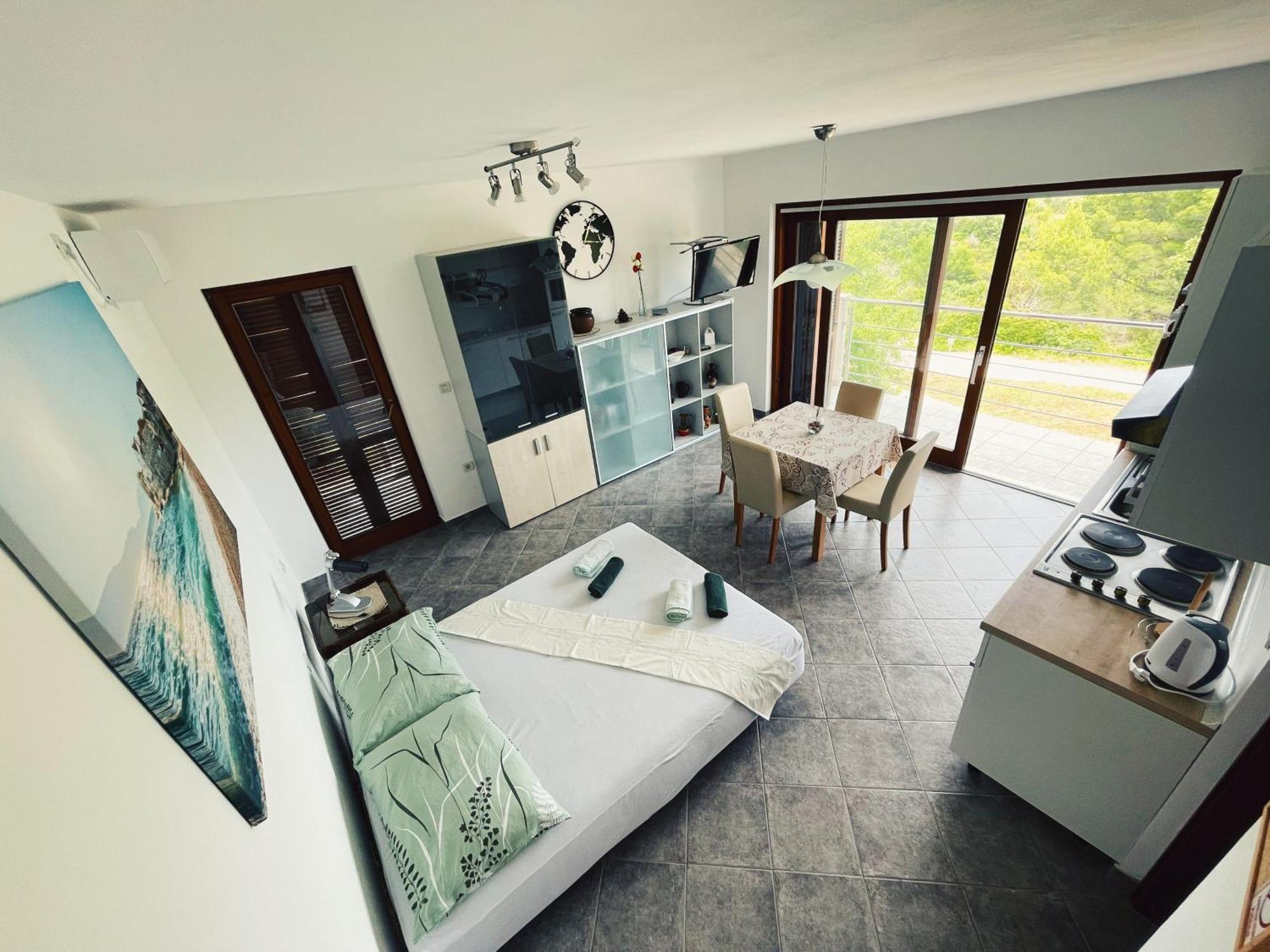 Apartments Kordic Vis Zewnętrze zdjęcie