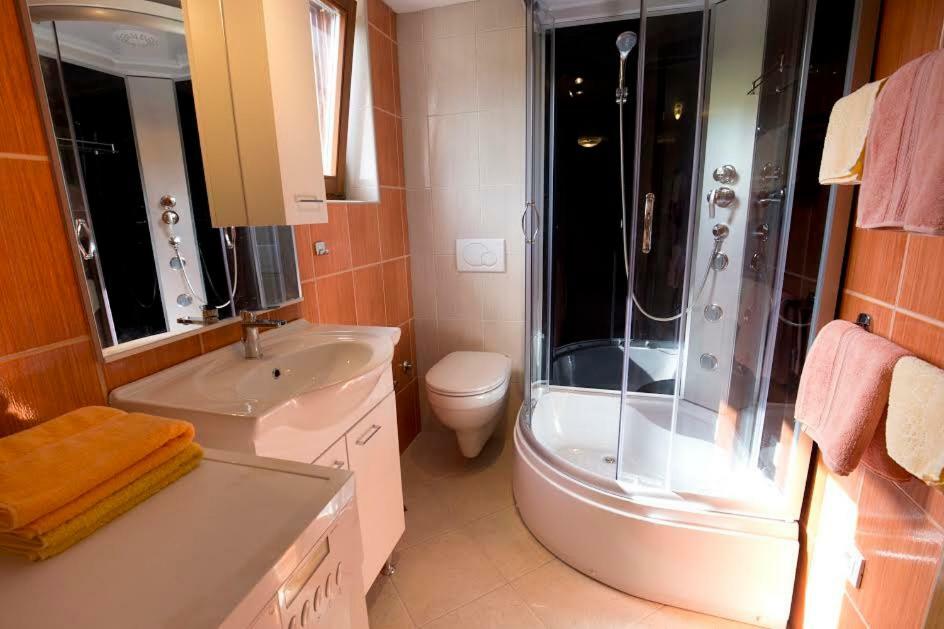 Apartments Kordic Vis Zewnętrze zdjęcie